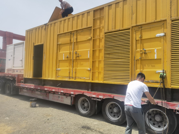 乌马河除了负载情况和发动机维护,还有哪些因素会影响 200kw 柴油发电机的油耗?